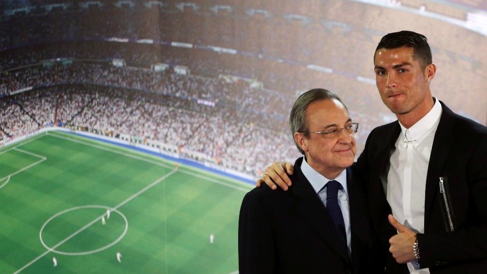 Florentino Perez i Kristijano Ronaldo (©Reuters)